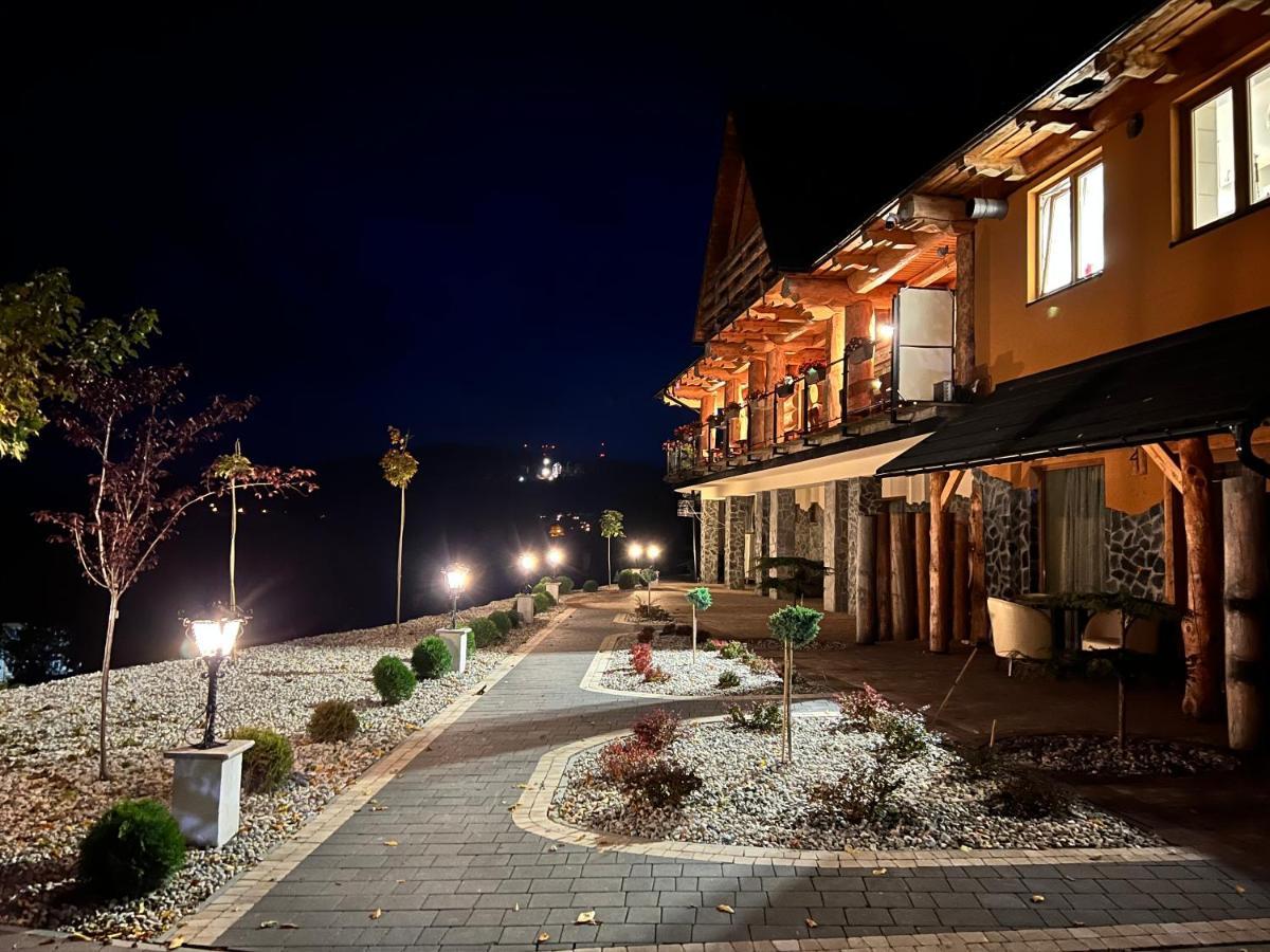 Noclegi - Karczma Solina โซลินา ภายนอก รูปภาพ