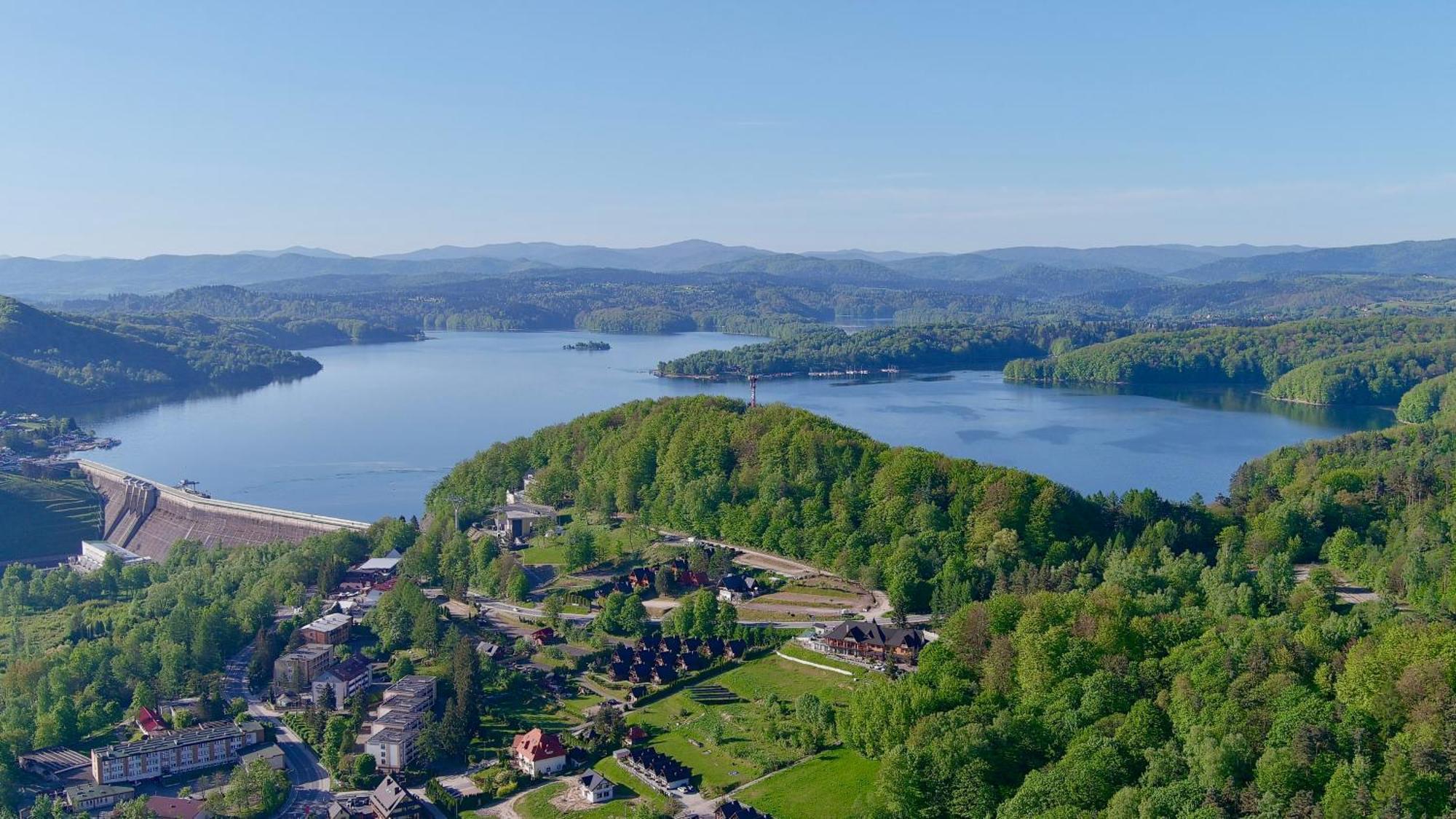 Noclegi - Karczma Solina โซลินา ภายนอก รูปภาพ